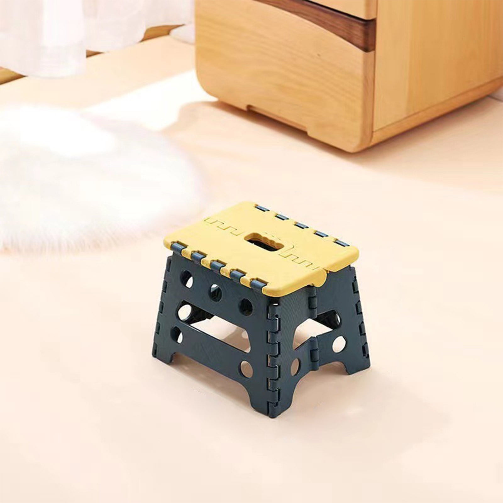 Folding Step Stool Foot Stool Lightweight Plastic Foldable Step Stool