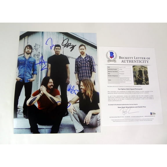 Foo Fighters Band Signed Autograph 11x14 Photo Beckett BAS COA C