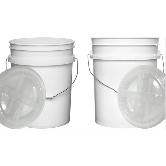 Food-grade 5-gallon plastic bucket with screw-top lid (white body, with lid)