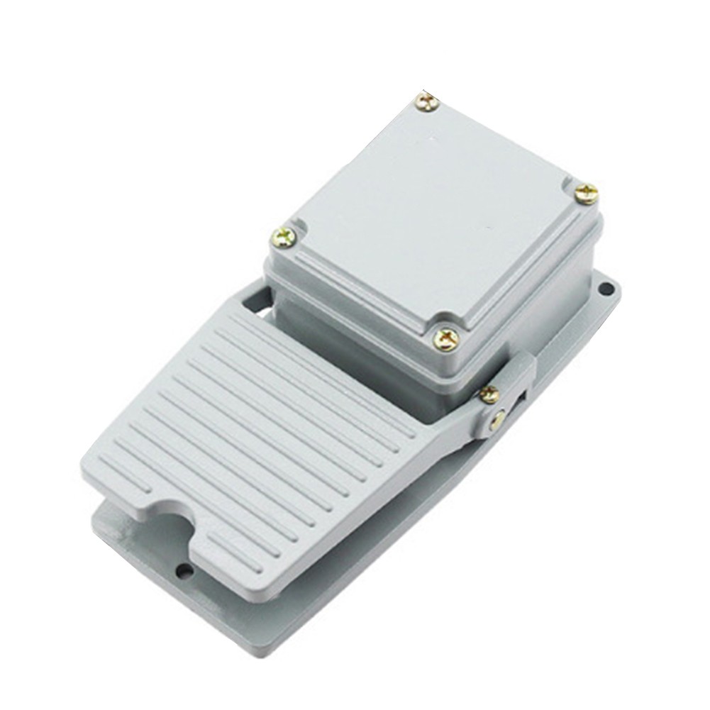 WoodRiver Deadman Footswitch – Momentary On/Off Foot Pedal For Scroll Saws & Power Tools – Hands-Free Safety Switch