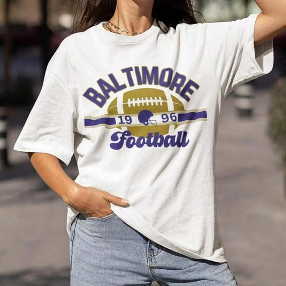Football Vintage T-Shirt, Baltimore Raven Towback Tee, Uni Retro Raven Crewneck Shirt, Baltimore Fan Gift, Game Day Shirt