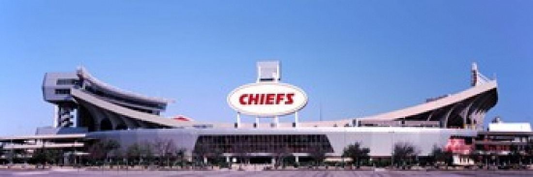Football stadium Arrowhead Stadium Kansas City Missouri USA Canvas Art - Panoramic Images (18 x 6)