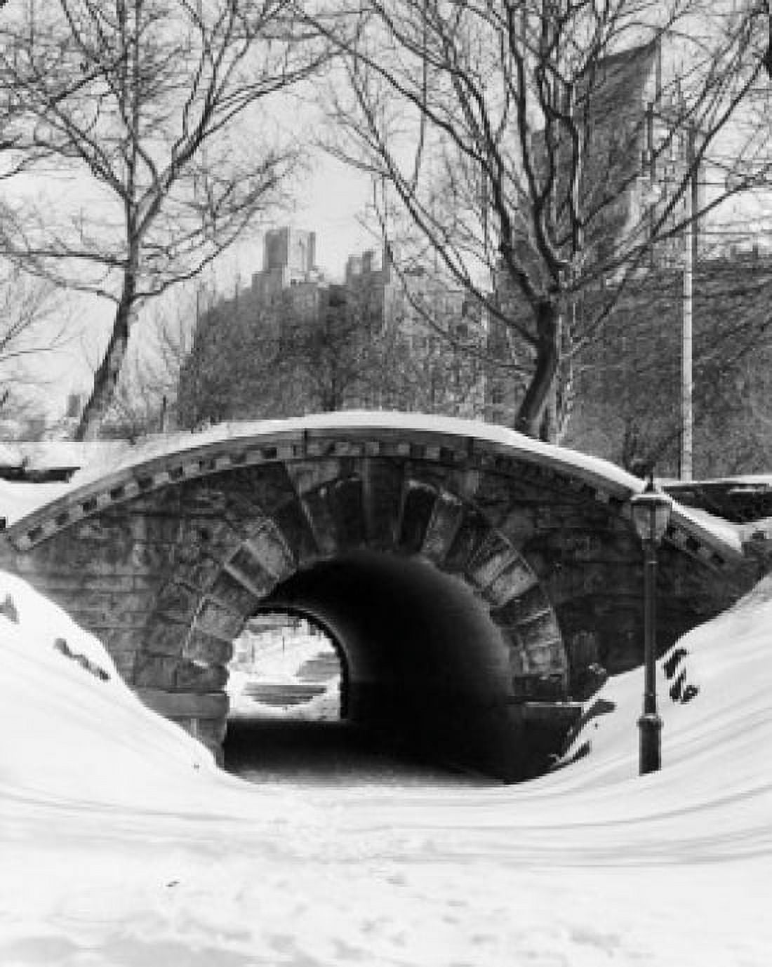 Footbridge covered with snow Central Park Manhattan New York City New York USA Canvas Art - (24 x 36)