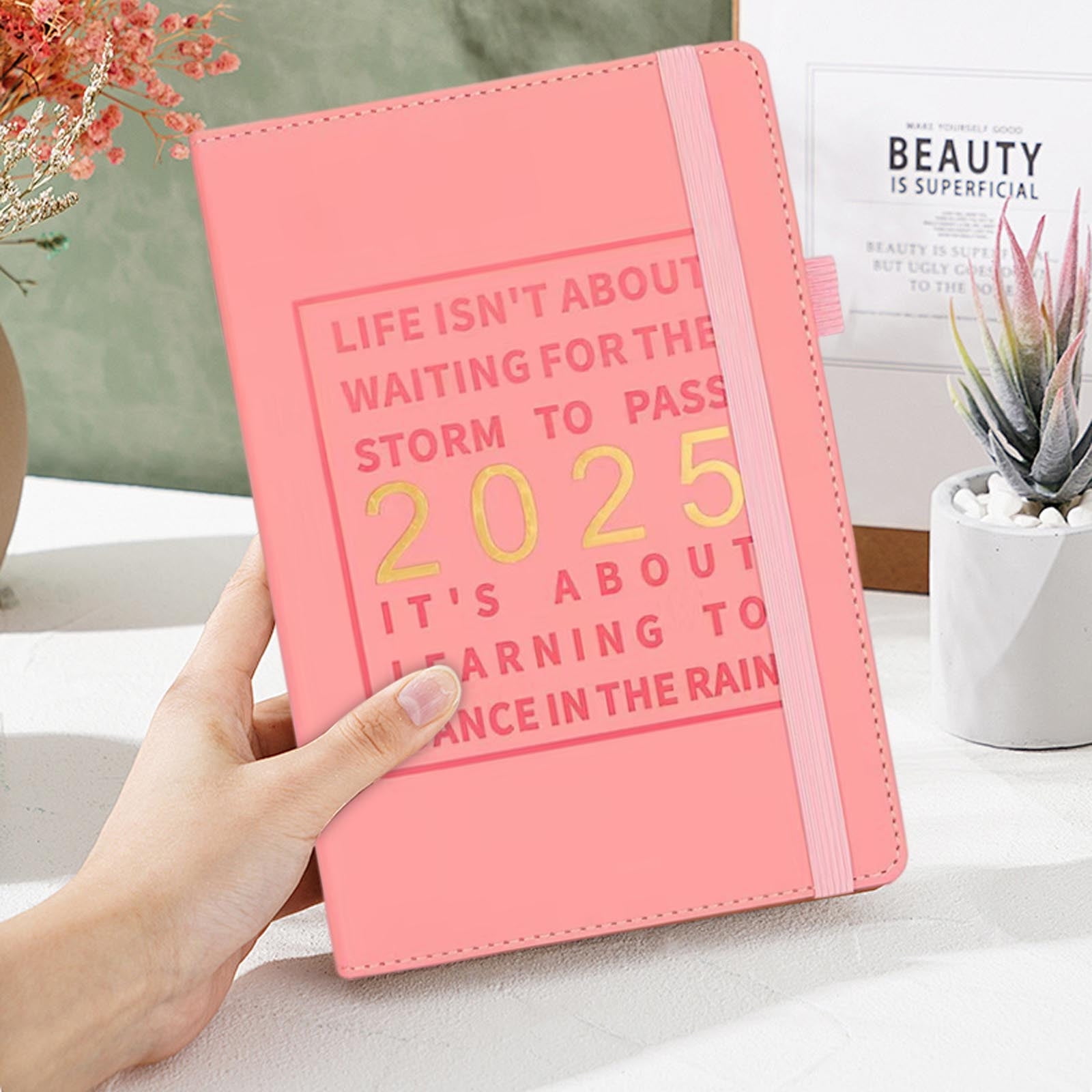 Foqnuq 2025 Daily Planner Notebook - English Calen
