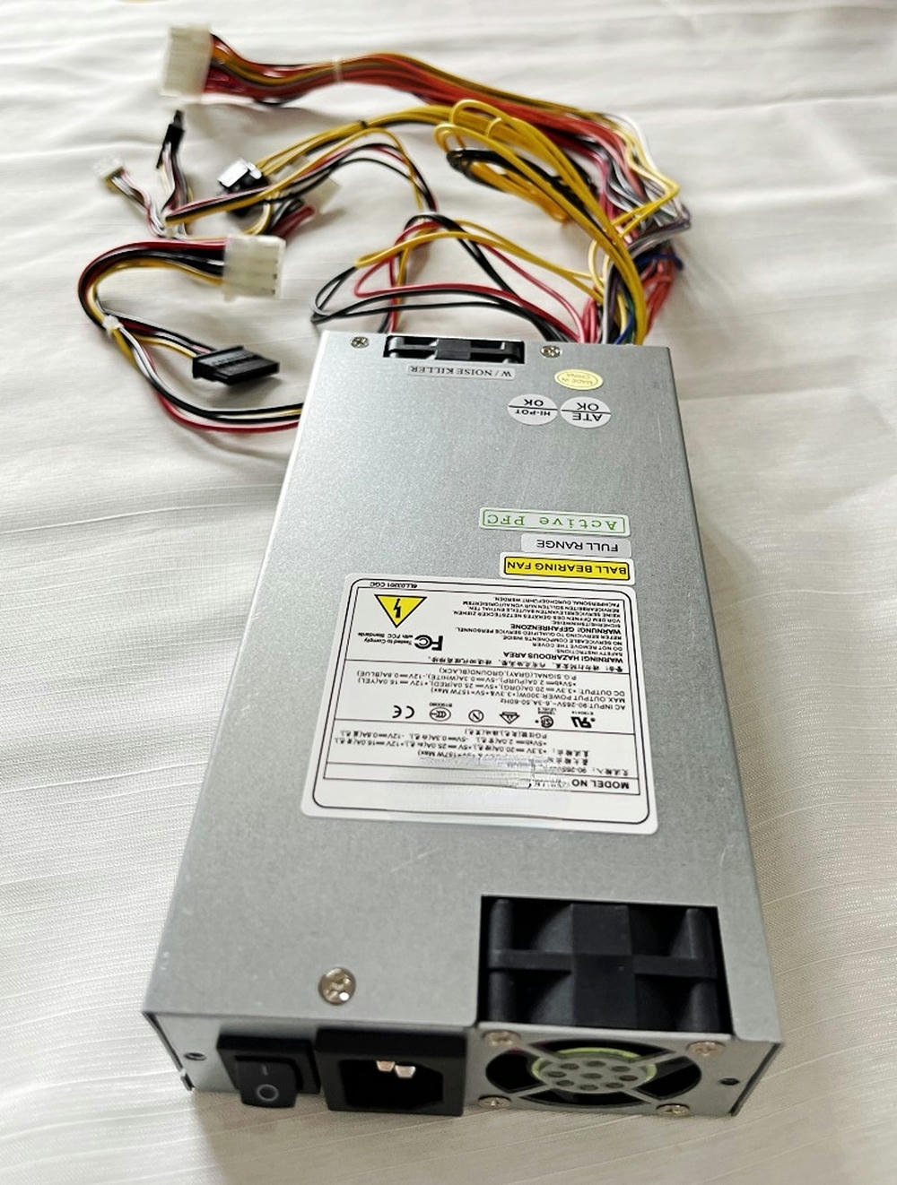 1 alimentatore for alimentatore switching FSP300-601U da 300 W