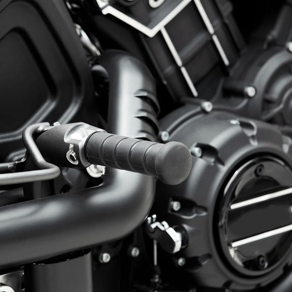For Indian Scout Bobber 2018 to 2022 Scout Bobber ABS Motorcycle Passenger Footrest Rear Foot Pegs