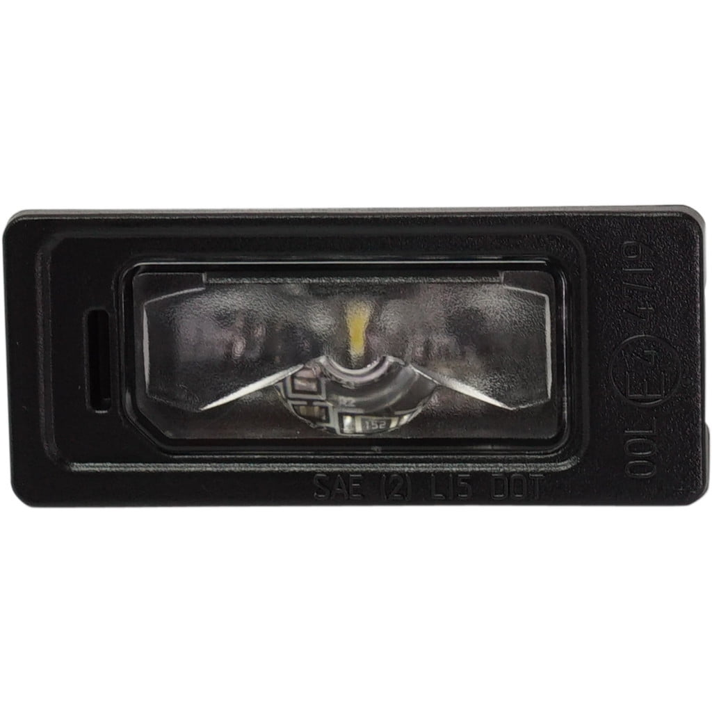 For Volkswagen Jetta/Passat 2017 18 19 20 21 2022 License Plate Light | w/ LED | CAPA Certified | Replacement For VW2870114, VW2870114C | 5NA943021