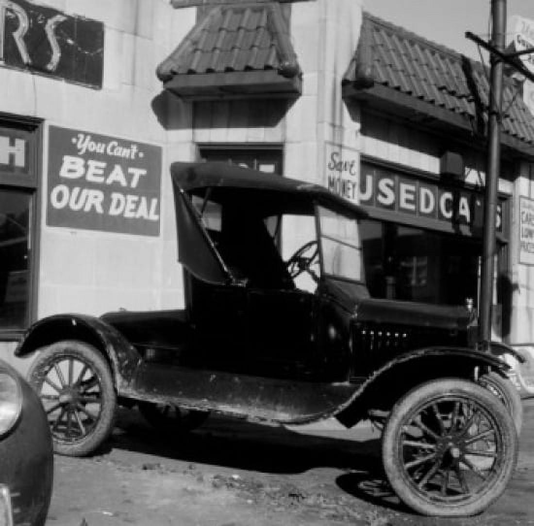 Ford Model T Canvas Art -  (24 x 36)