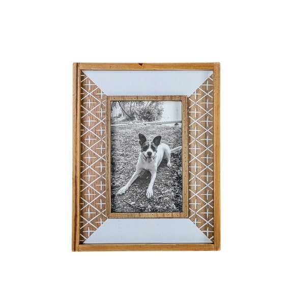 Foreside Home and Garden 4X6 Inch Cross Pattern Picture Frame White MDF, Wood & Glass by Foreside Home & Garden