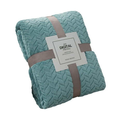 Forest Green Luxury Fleece Blanket 150x200cm Hypoallergenic Skin-Friendly Compact Foldable Winter Bedspread