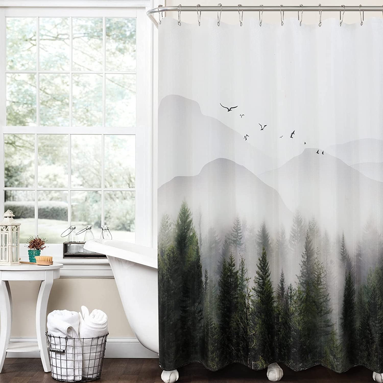 71 x 74 Decorative Shower Curtain with 12 Hooks, Leaves