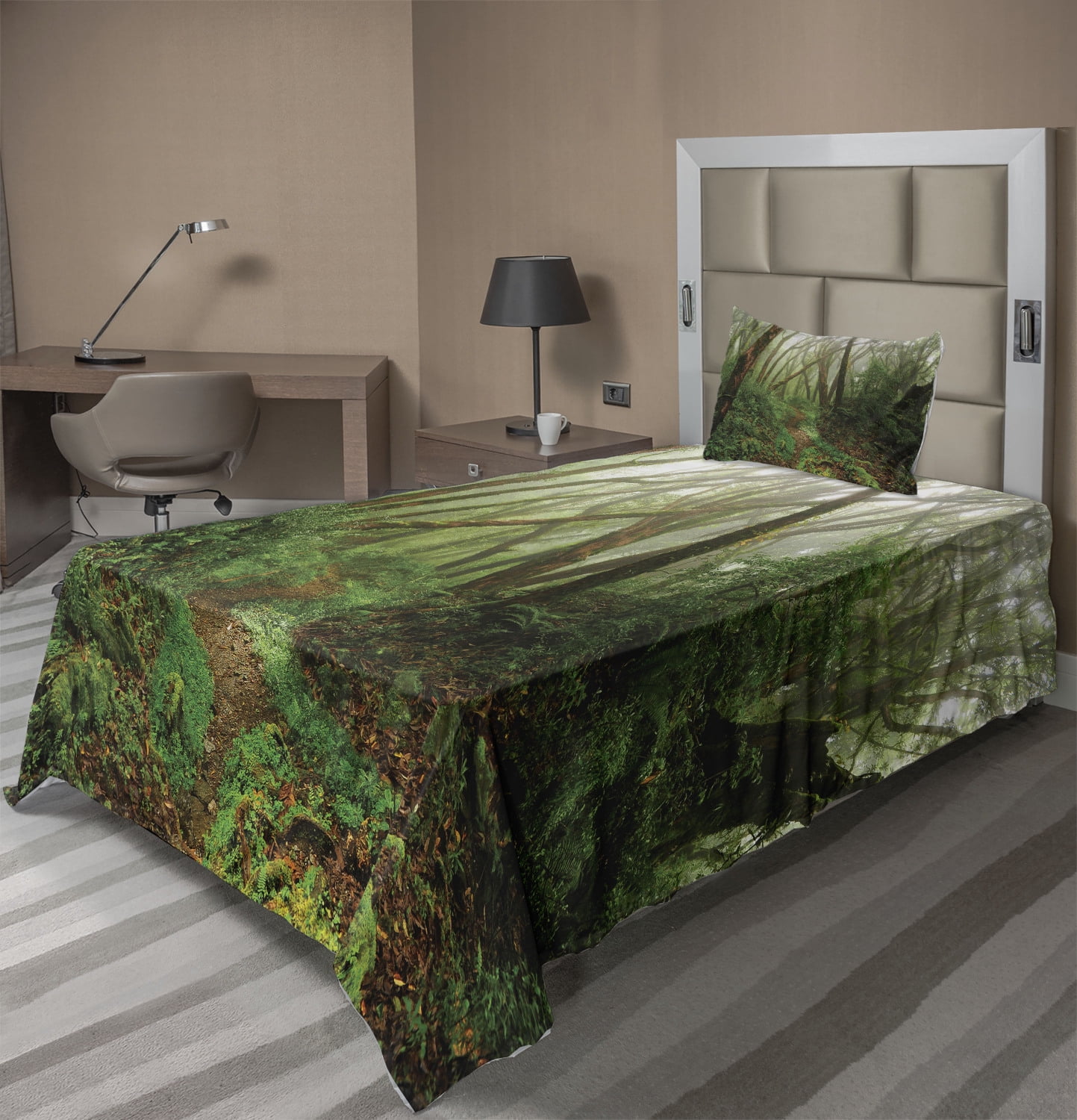 Forest Sheet Set, Spooky Tropical Exotic Fog Jungle in Rainforest Nepal
