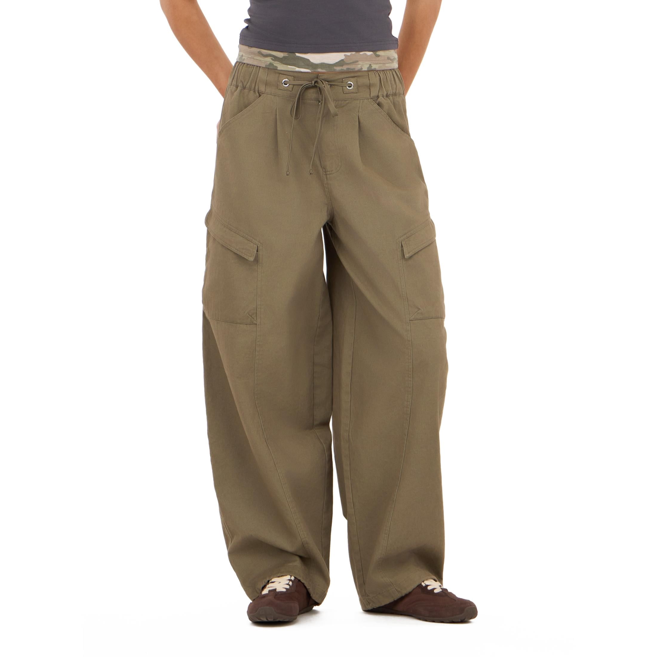 Forever 21 Women's Khaki Green Baggy Cargo Pants