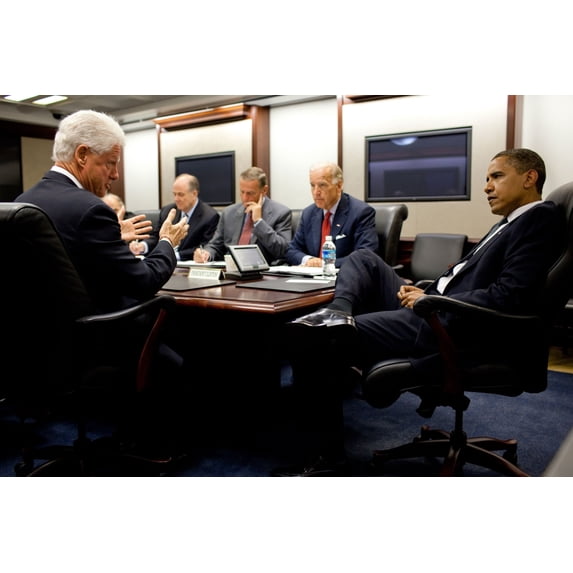 Former President Clinton Briefs President Obama And National Security Advisors After His Recent Trip To North Korea. Attending The Meeting From Left Ambassador Jeff Bader Tom Donilon General Jim Jones