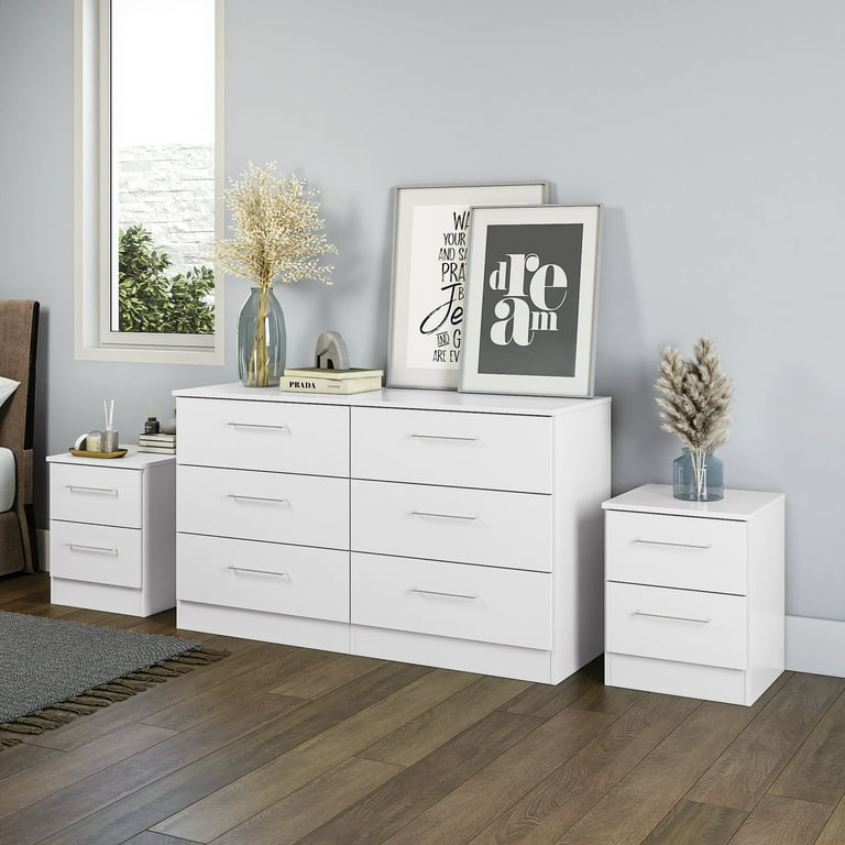 Kappesberg Foster 3 Piece Bedroom Set One 6 Dresser Dresser Two 2 Drawer Nightstands in White
