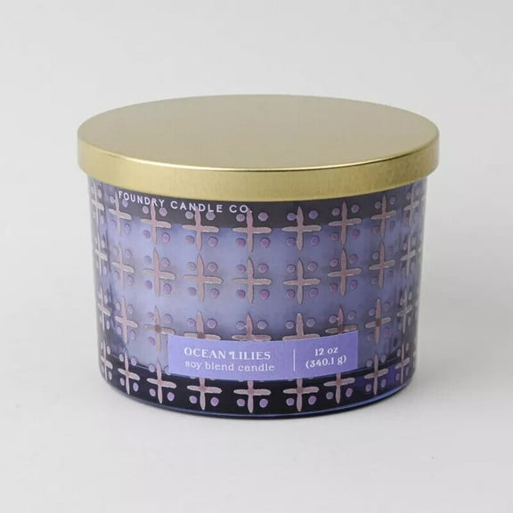 Foundry Candle Co 12 oz Ocean Lilies Scented Soy Blend Candle