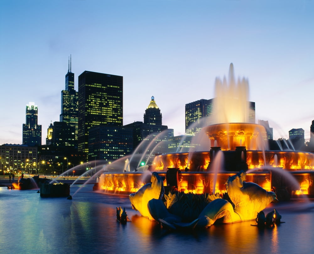 Fountain in a city lit up at night Buckingham Fountain Chicago Illinois USA Canvas Art - Panoramic Images (29 x 36)