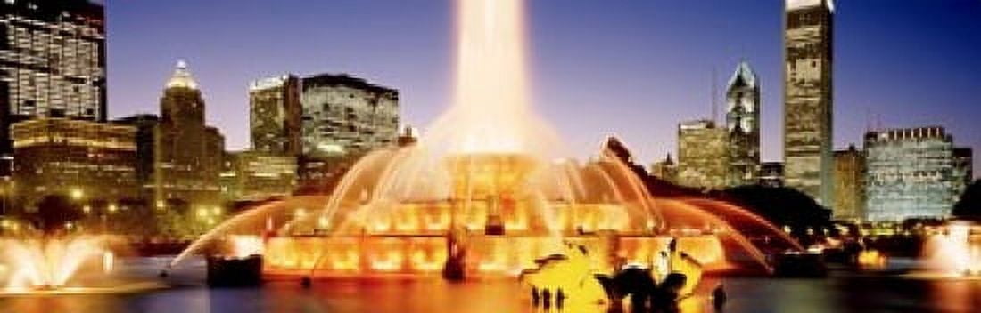 Fountain lit up at dusk Buckingham Fountain Chicago Illinois USA Canvas Art - Panoramic Images (18 x 6)
