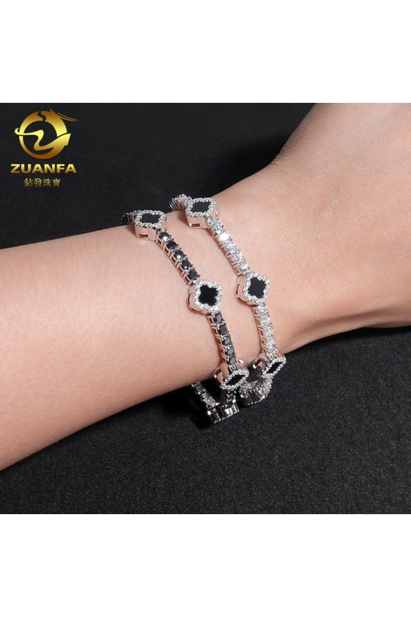 Four-Leaf Clover Bracelet in S925 Silver with D-Color VVS Moissanite. Trendy Hip-Hop Bracelet and Necklace. Faster Than a Diamond Tester