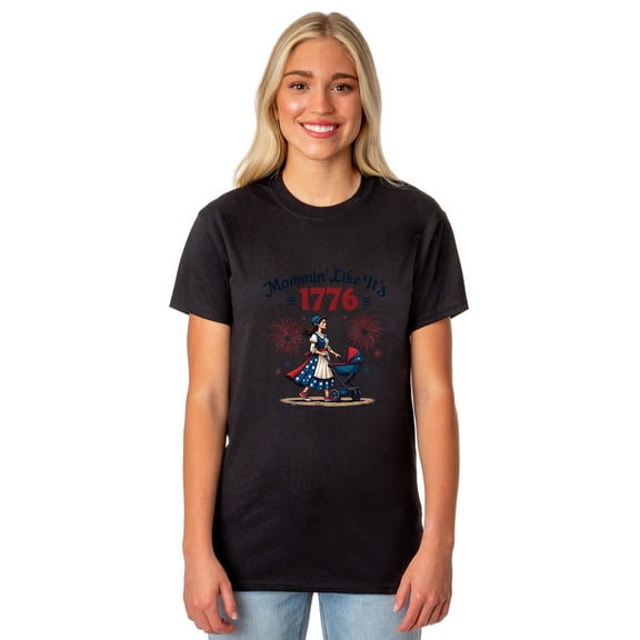 Fourth Of July American Inspired T-Shirt Women's Mommin' Like It's 1776 Festive Patriotic Short-Sleeve Tee