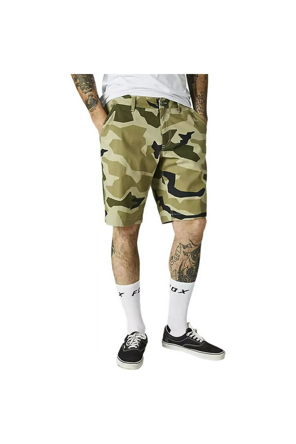 fits Essex™ Camo 2.0 Shorts (28, Green Camo)
