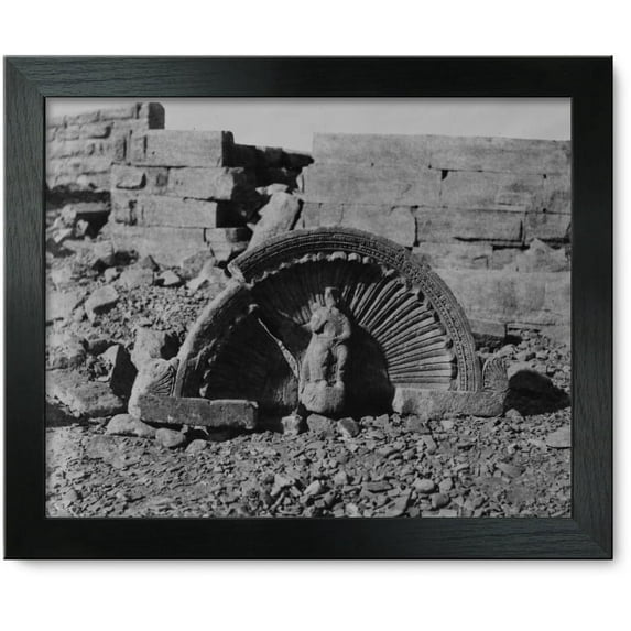 Framed Print: Tafah (Taphis) - Constructions A Assises Courbes - Partie