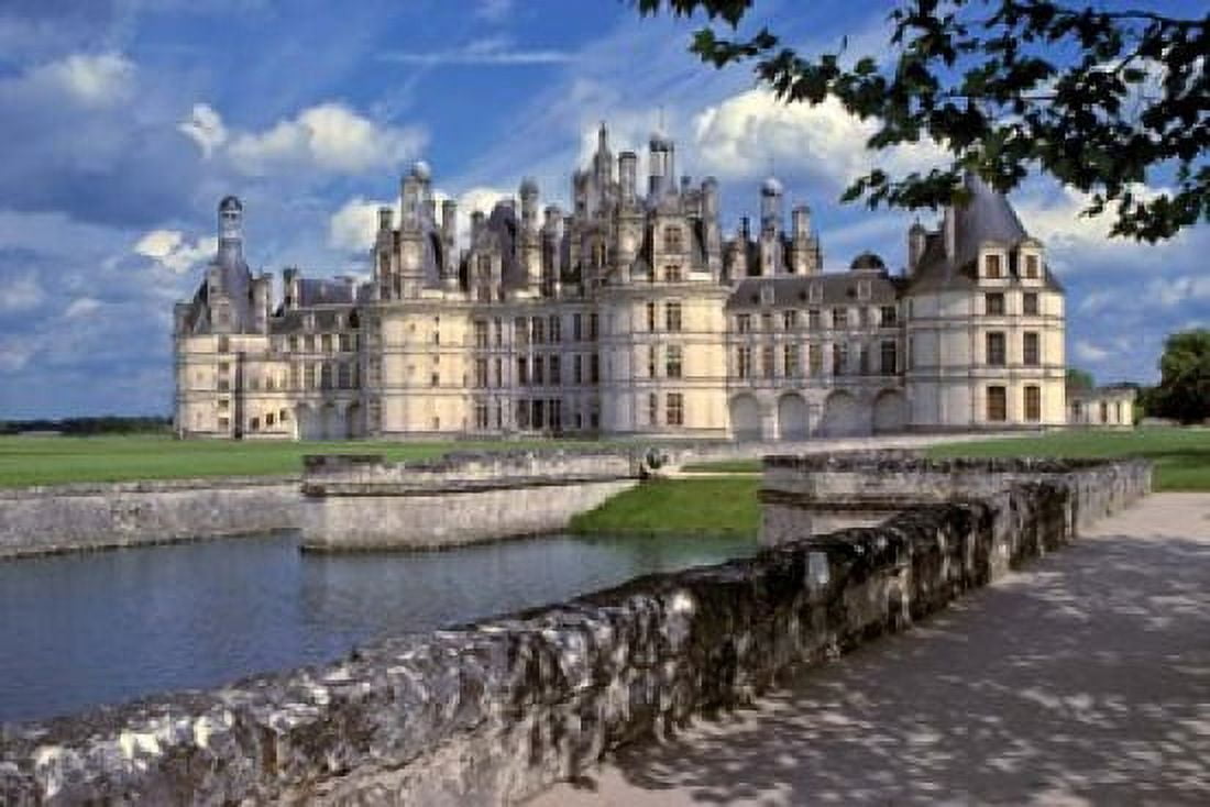 France Chateau Chambord Loire Valley Canvas Art - Ric Ergenbright DanitaDelimont (26 x 18)
