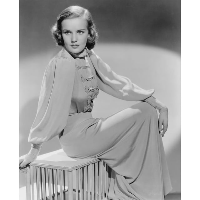 Frances Farmer Circa 1937 Photo Print (8 x 10)