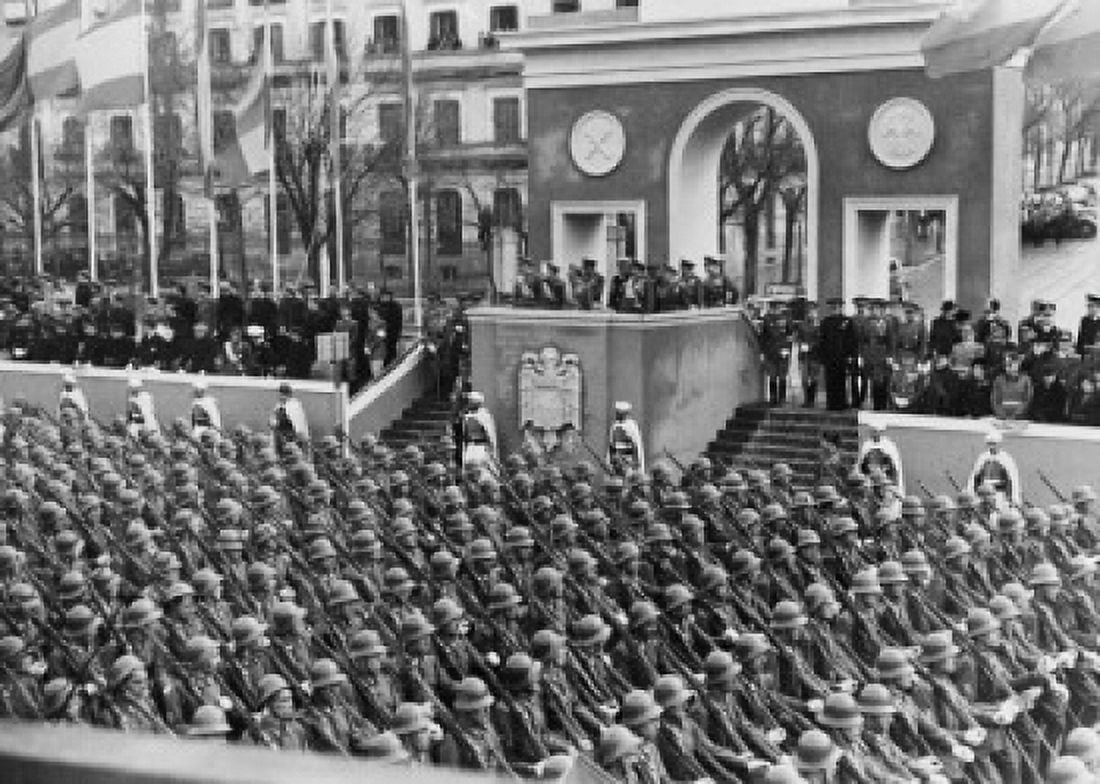 Francisco Franco on platform overlooking military parade Second anniversary of the Dia de la Victoria Madrid Spain April 1 1941 Canvas Art -  (18 x 24)