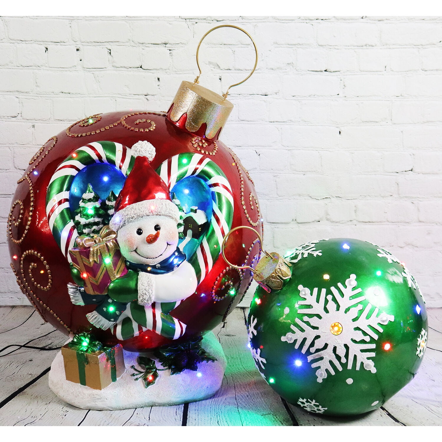 Green Resin Snowflake LED Christmas Ball Ornament