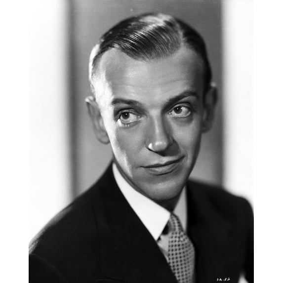 Fred Astaire Posed with a Smile in Black and White Photo Print (8 x 10)