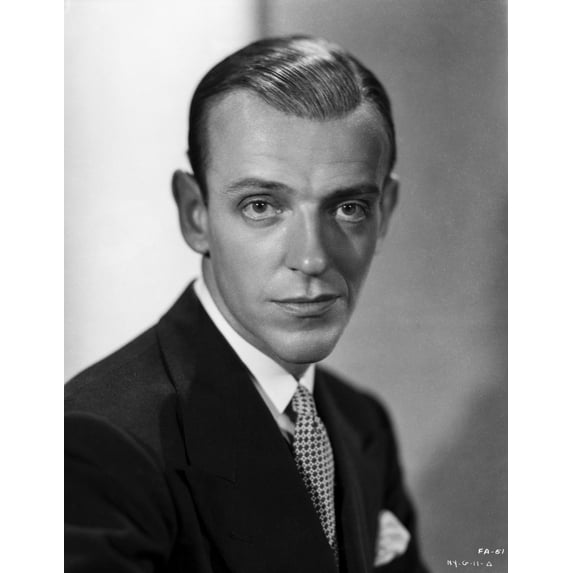 Fred Astaire in Formal Suit Photo Print (24 x 30)
