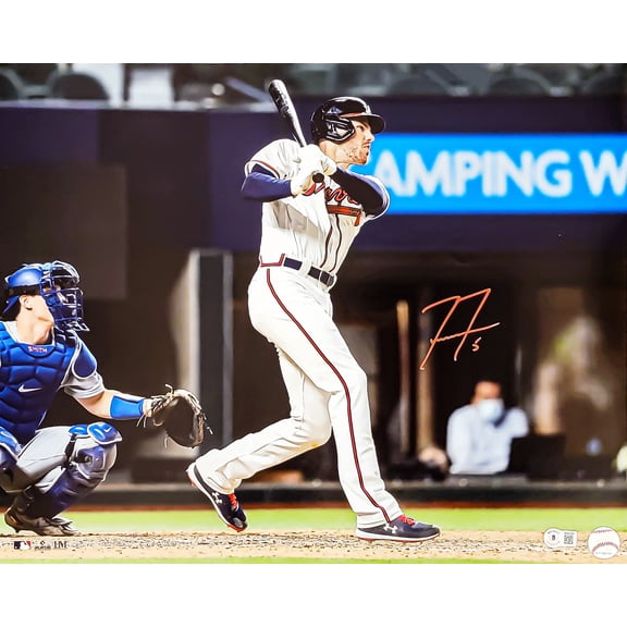 Freddie Freeman Autographed 16x20 Photo Atlanta Braves Beckett BAS QR 209157