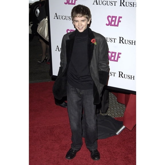 Freddie Highmore At Arrivals For August Rush Premiere Ziegfeld Theatre New York Ny November 11 2007. Photo By