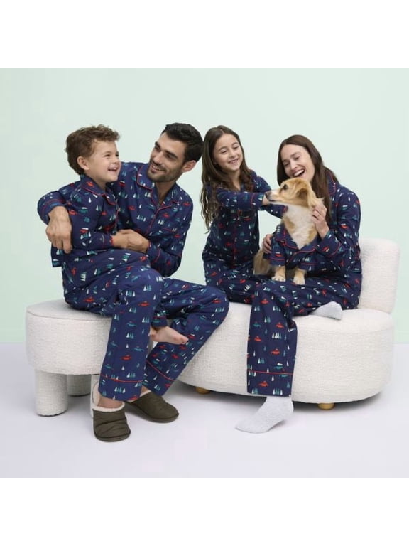 Matching Family Poplin Pajamas Women’s and Women's Plus Top and Pants Gift Set, 2-Piece, Sizes XS-3X