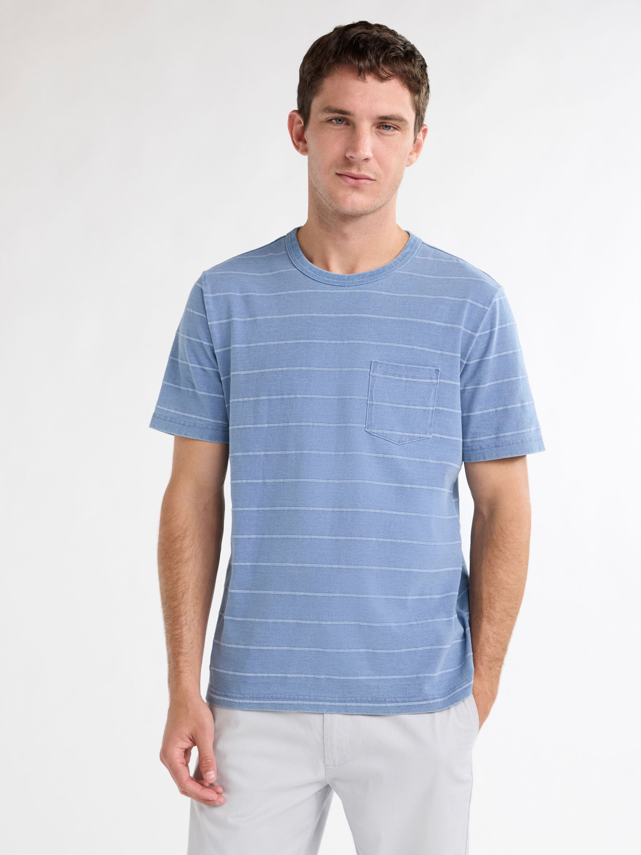 Free Assembly Men's Jacquard Stripe Pocket Tee with Short Sleeves, Sizes S-3XL