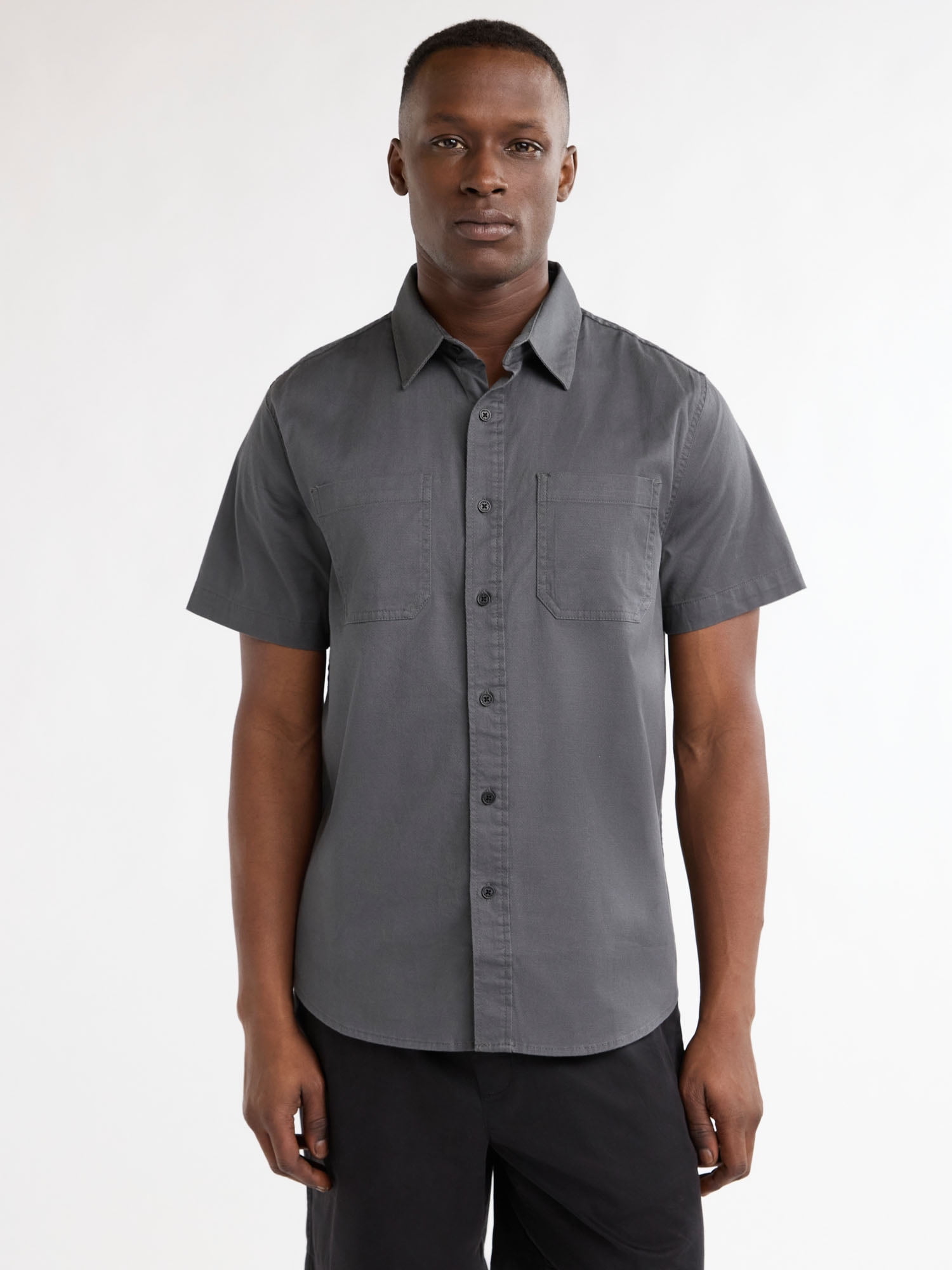 Free Assembly Men’s Two Pocket Button Front Shirt with Short Sleeves, Sizes XS-XXXL