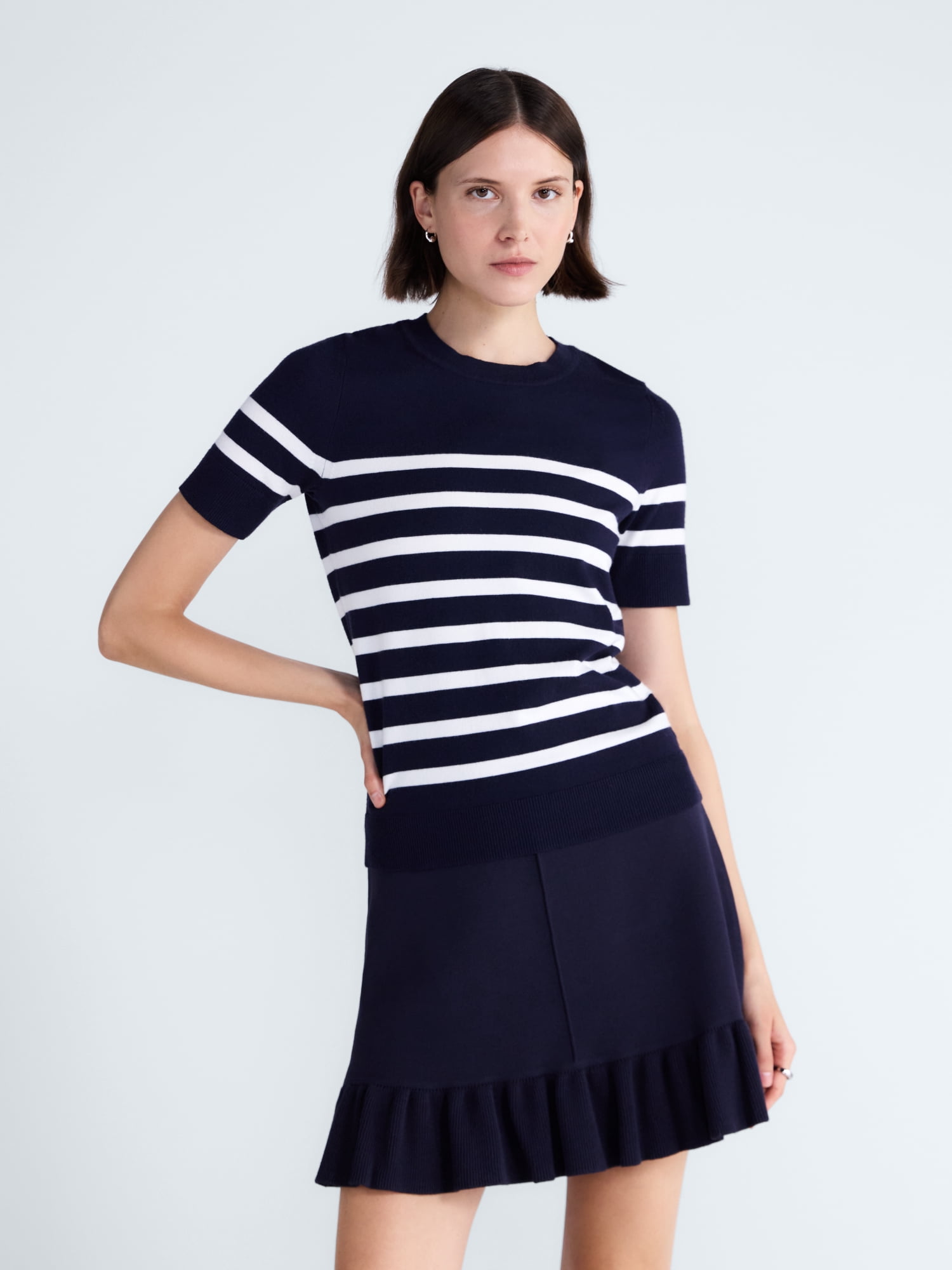Free Assembly Women's and Women's Plus Cozy Yarn Sweater Tee with Short Sleeves, Sizes XS-4X