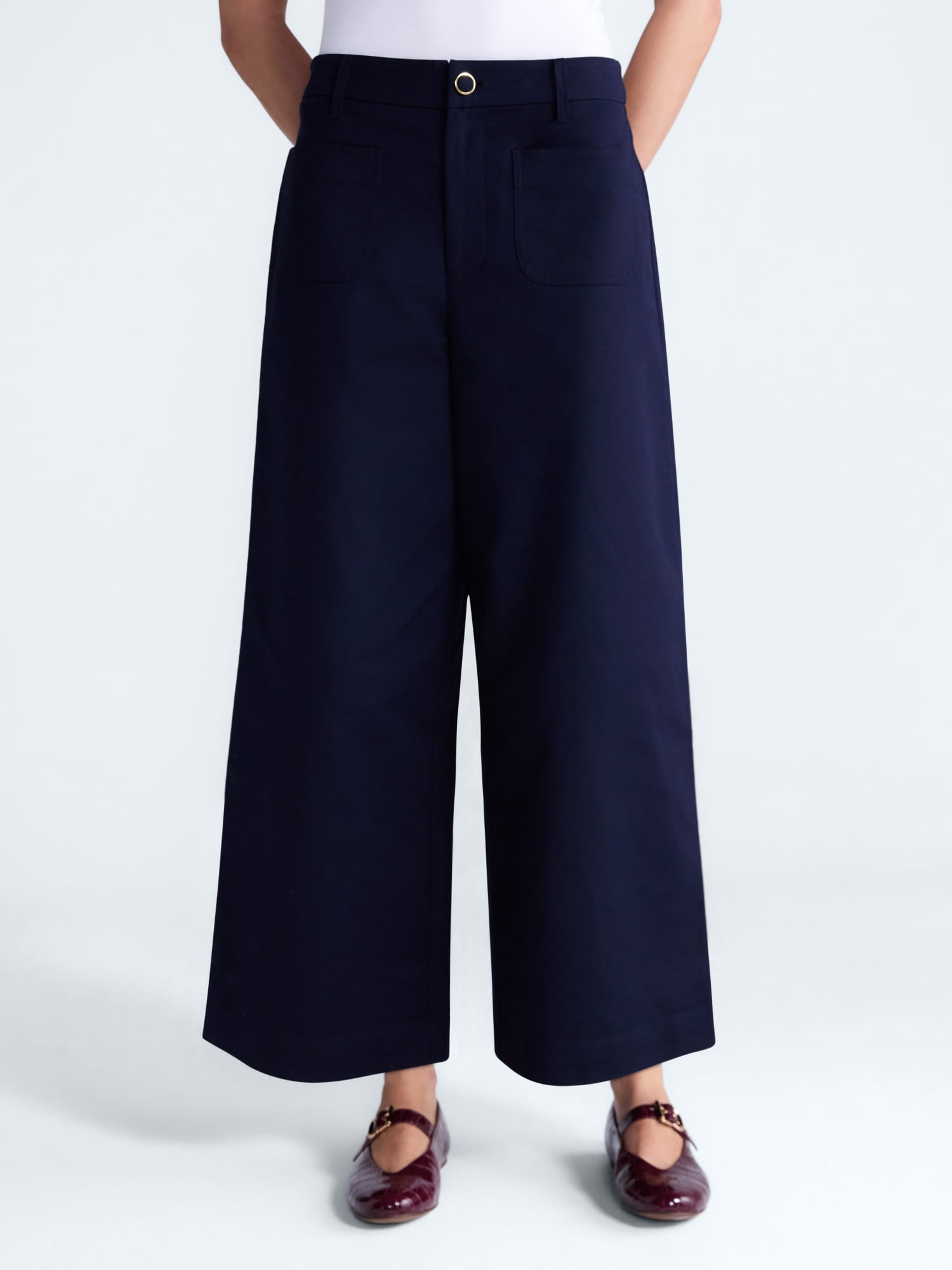 Free Assembly Women's High Rise Cropped Wide Leg Trousers with Patch Pockets, 24" Inseam, Sizes 0-16