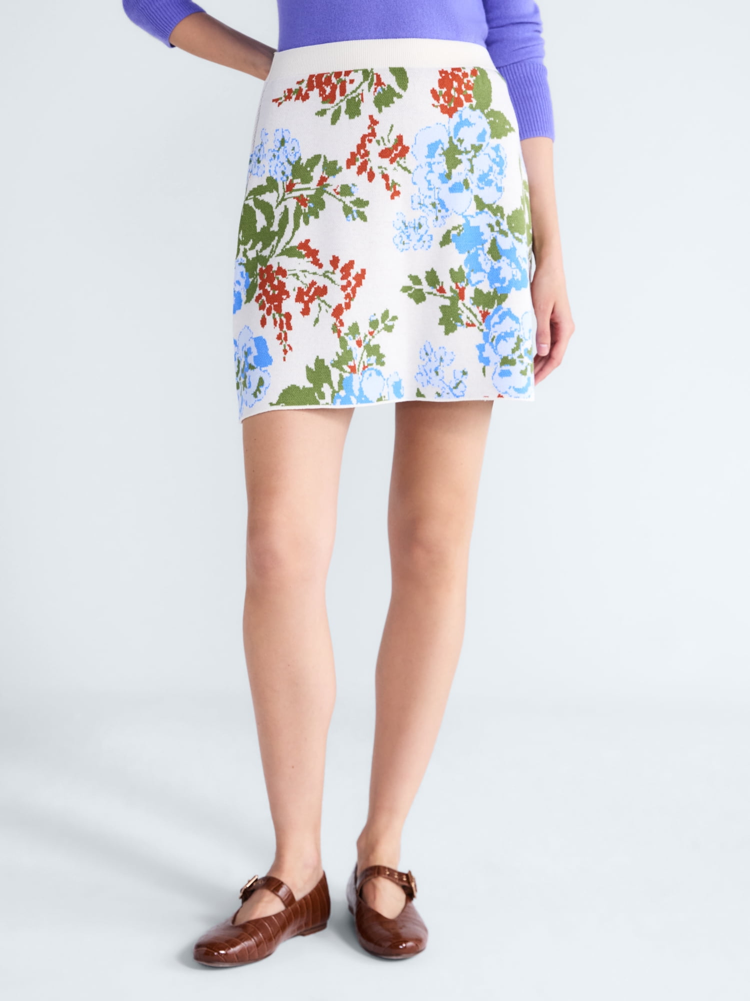 Free Assembly Women's and Women's Plus Floral Mini Sweater Skirt