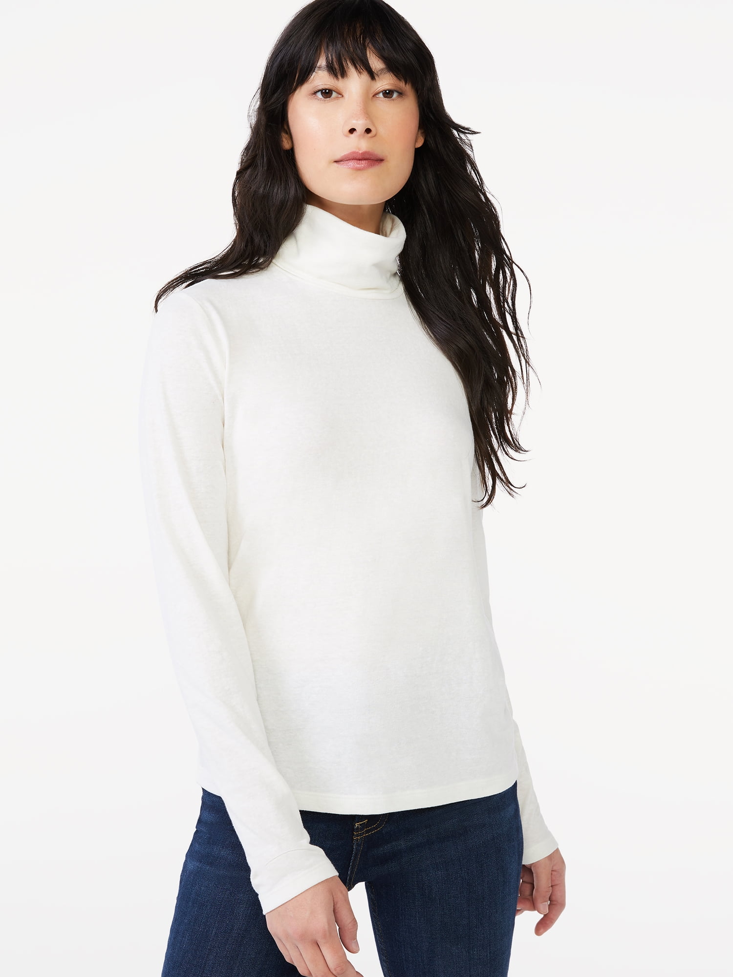 Relaxed clearance fit turtleneck