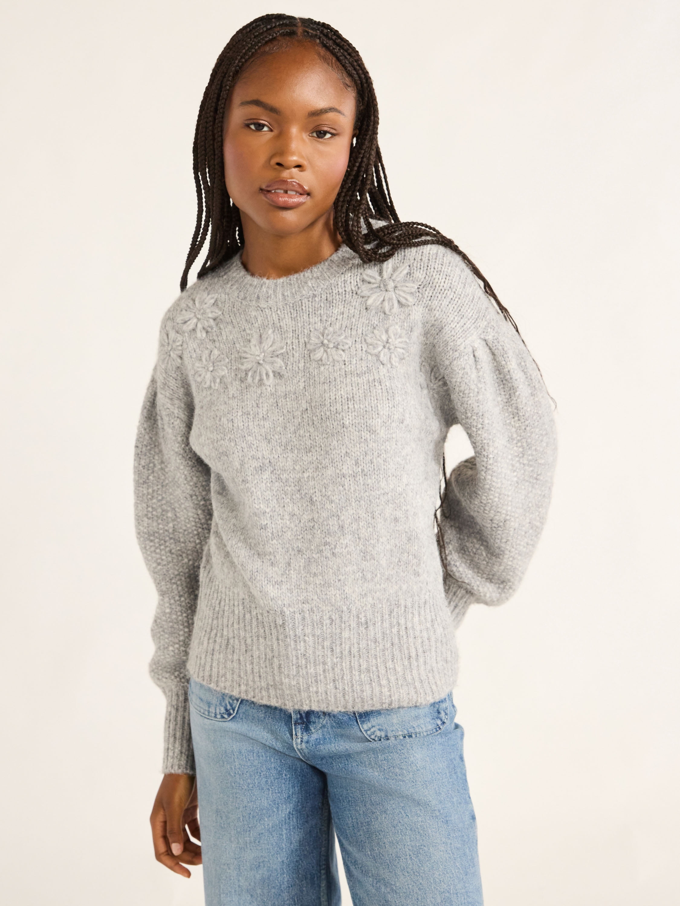 Free Assembly Women's & Women's Plus Embroidered Flower Sweater with Long Sleeves, Midweight, Sizes XS-4X