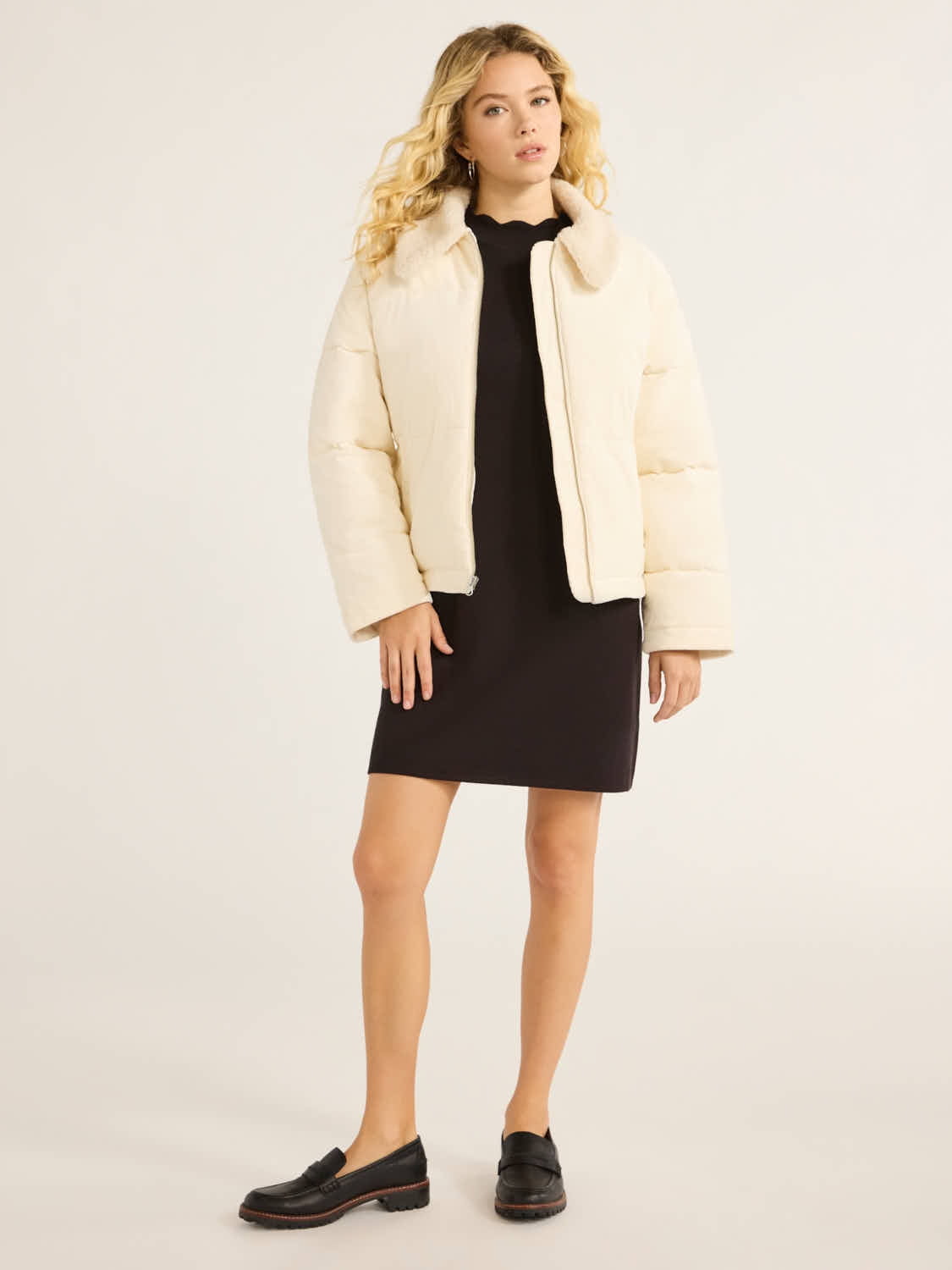 Free Assembly Women's and Women's Plus Short Puffer Jacket, Sizes XS-4X