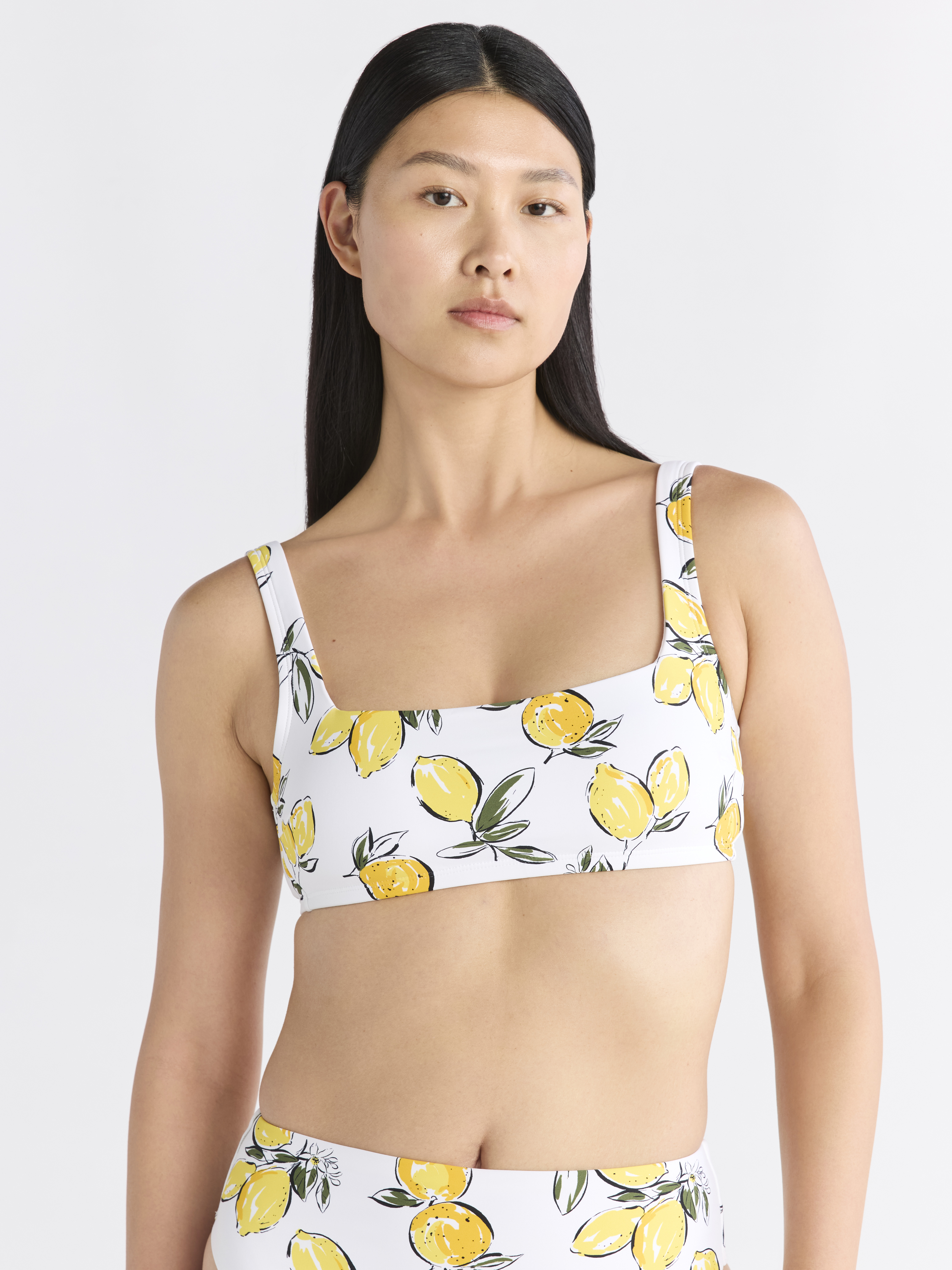 Free Assembly Women's and Women's Plus Size Square Neck Bikini Top, Sizes XS-1X
