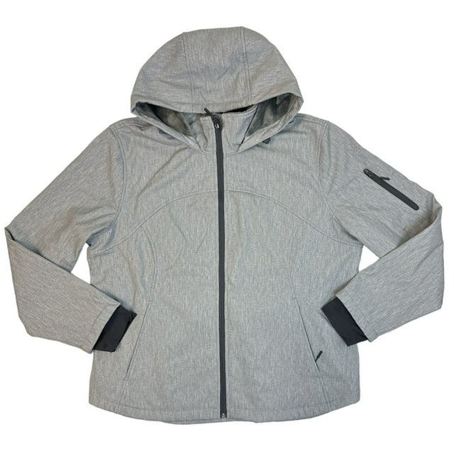 https://i5.walmartimages.com/seo/Free-Country-Women-s-Free-Cycle-Super-Softshell-Water-Wind-Resistant-Jacket-Silver-Chip-M_a2f0c65d-b982-42b1-8d73-869f42b562cd.07e96bed09147e1bb173d30a05940a2a.jpeg?odnHeight=640&odnWidth=640&odnBg=FFFFFF