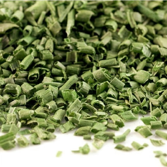 Freeze Dried Chives 8 oz- A staple in any home kitchen. Versatile and great to add flavor or garnishing to any dish! - Country Creek LLC