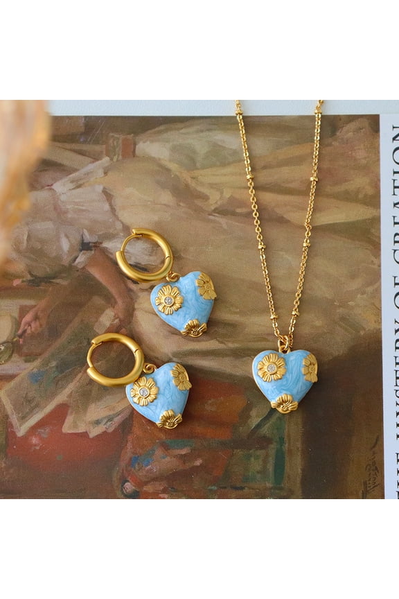 French Exquisite Blue Dripping Enamel Flower Love Necklace For Women