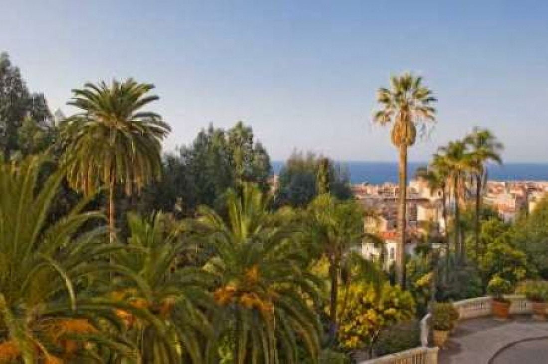 French Riviera II Canvas Art - Rita Crane (20 x 28)