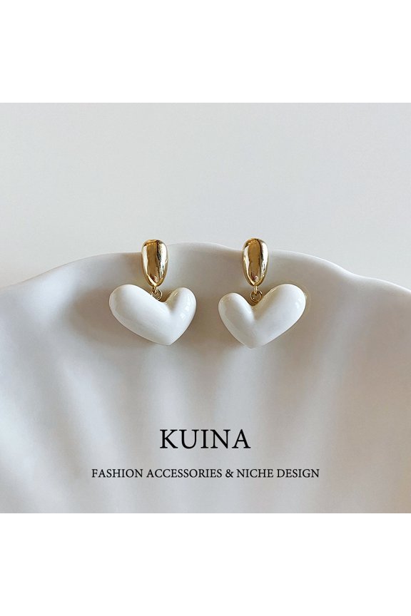 French white heart earrings new explosive models light luxury senior sense of silver needle earrings female niche unique earrings