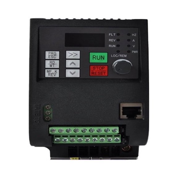 Frequency Converter For Motor 380V 1.5KW/2.2KW 1 Phase 220 Input To Three Output 380V 50hz/60hz AC Drive VFD Frequency Inverter ,Easy to Operate
